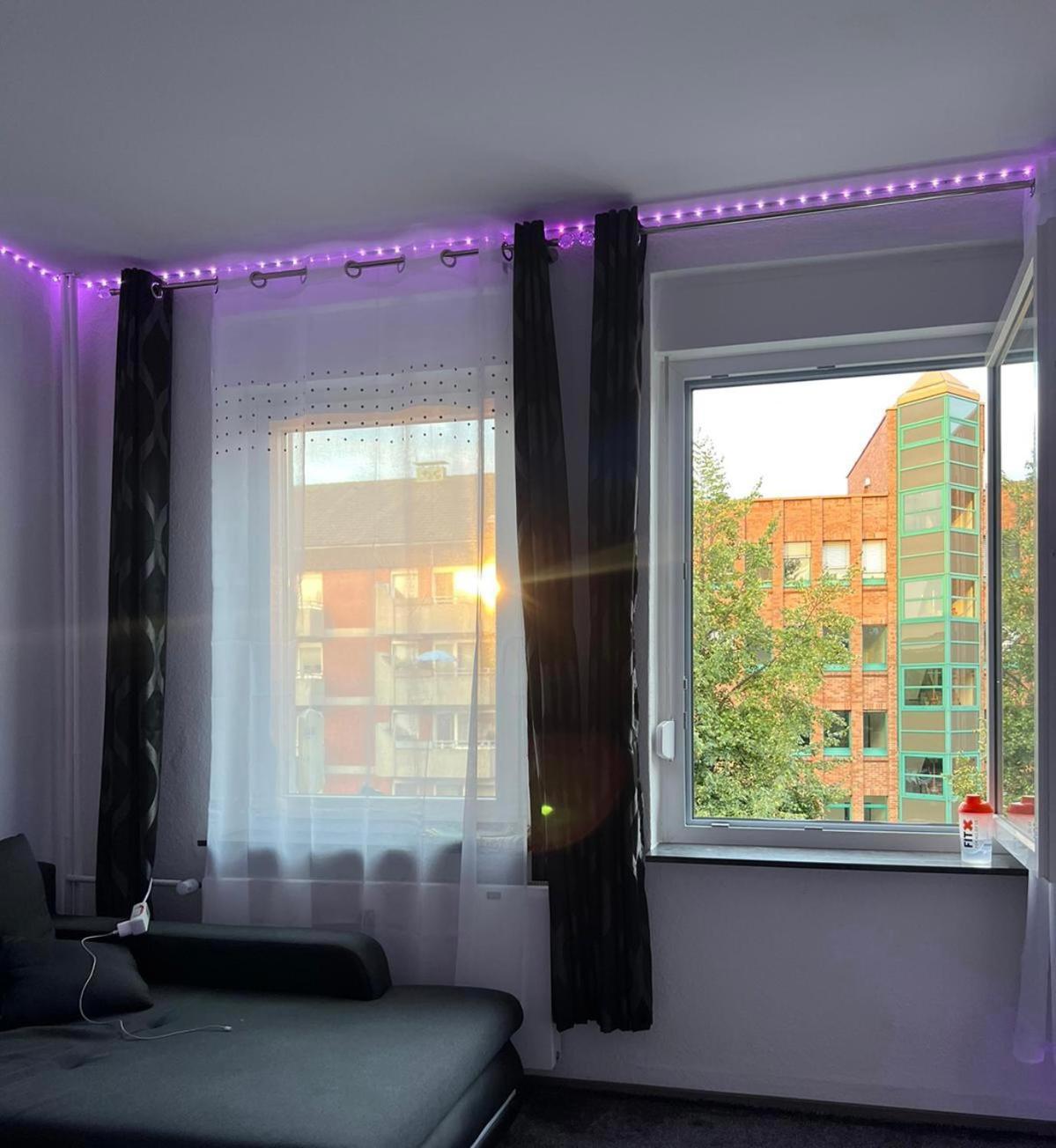 Moderne Und Helle Ferienwohnung Im Herzen Der Stadt Dortmund Esterno foto