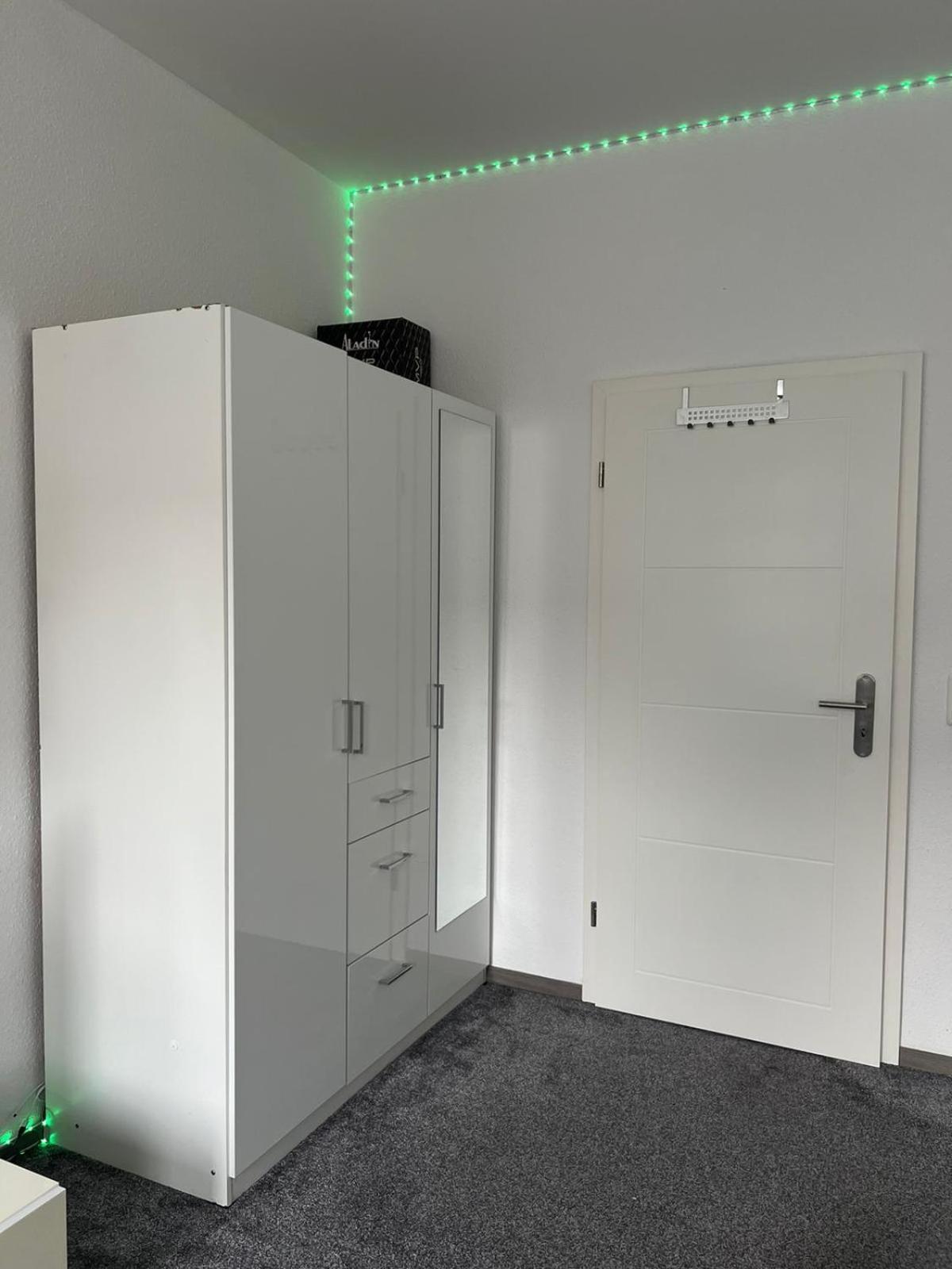 Moderne Und Helle Ferienwohnung Im Herzen Der Stadt Dortmund Esterno foto